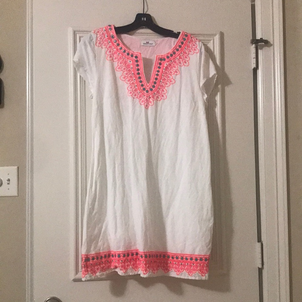 Vineyard Vines White Dress with Pink Embroidery